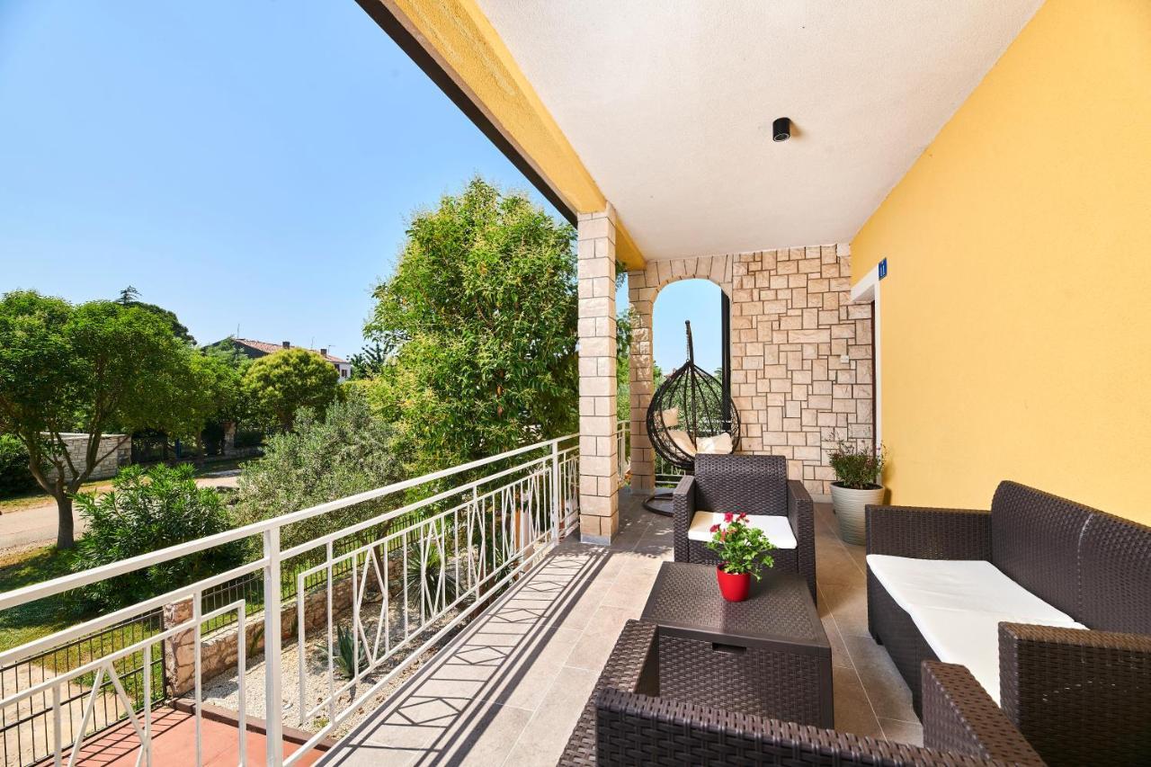Belvedere Apartments Umag Exterior photo