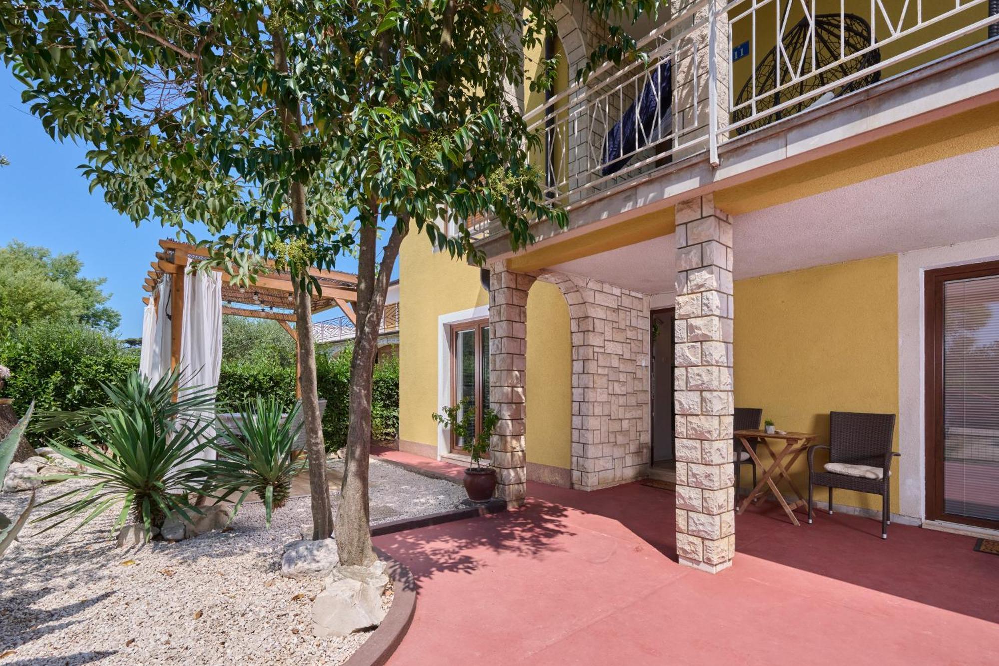 Belvedere Apartments Umag Exterior photo
